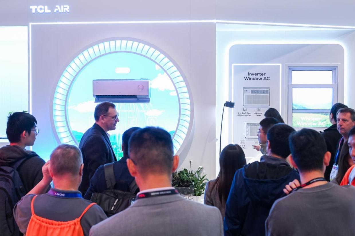 屏显科技引领全品类智能终端展现顶尖科技力凯发K8登录TCL实业CES 2025：(图5)